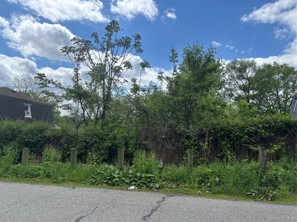 $275,000 | 21 Washington Avenue North, White Plains, NY 10603