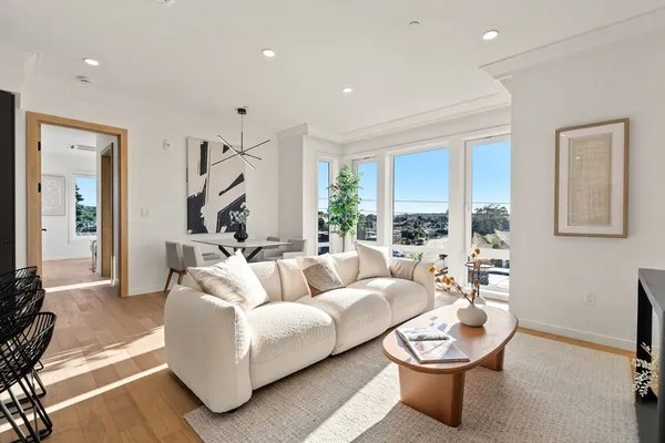 $729,000 | 388 Washington Street, Unit 303, Quincy, MA 02169