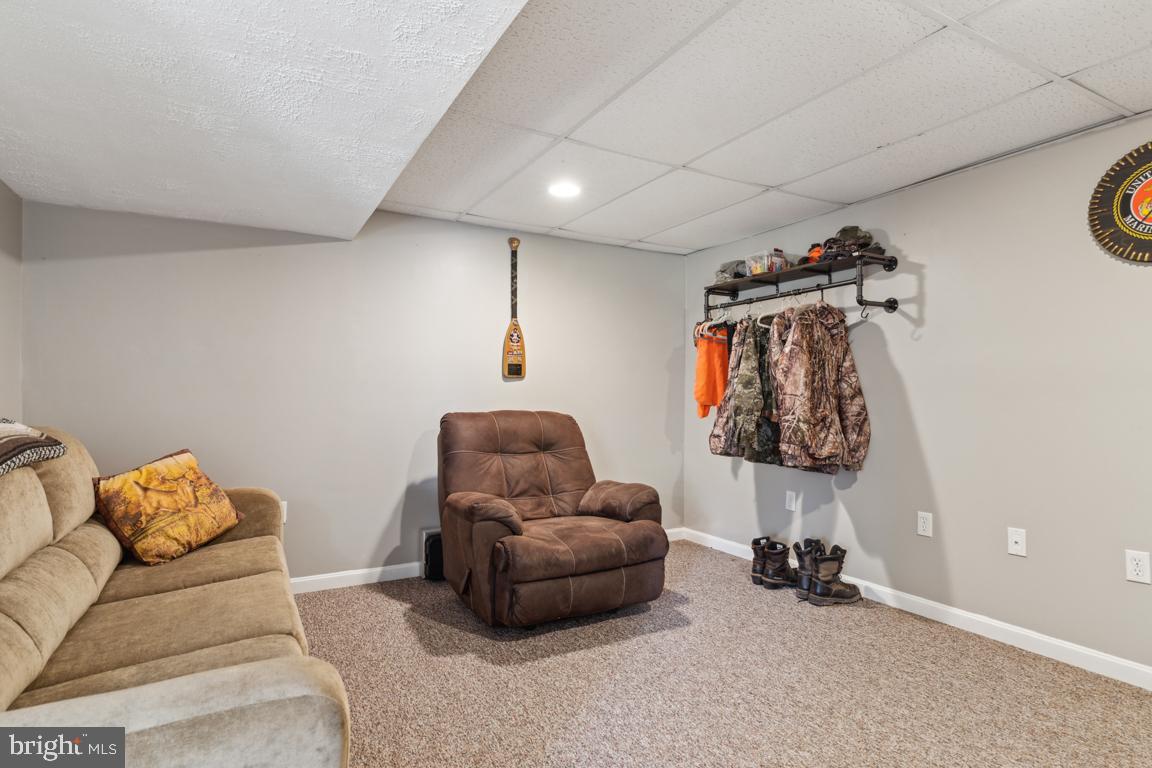 20 Cox Road Colora, MD 21917 - Photo 25 of 38 a livingroom with furniture and a couch