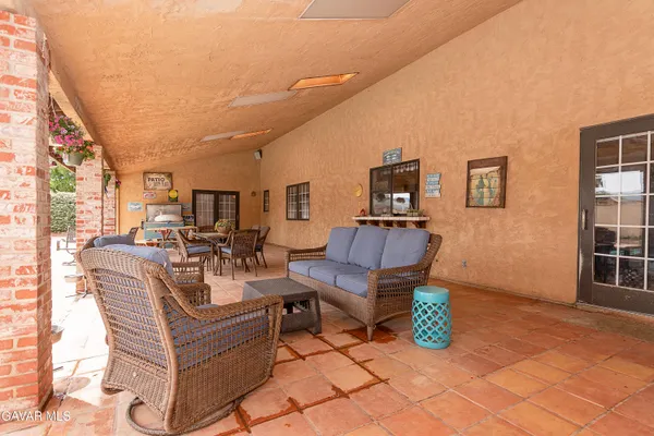 $820,000 | 2212 West Ave O 8, Palmdale, CA 93551