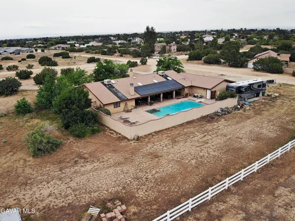 $820,000 | 2212 West Ave O 8, Palmdale, CA 93551