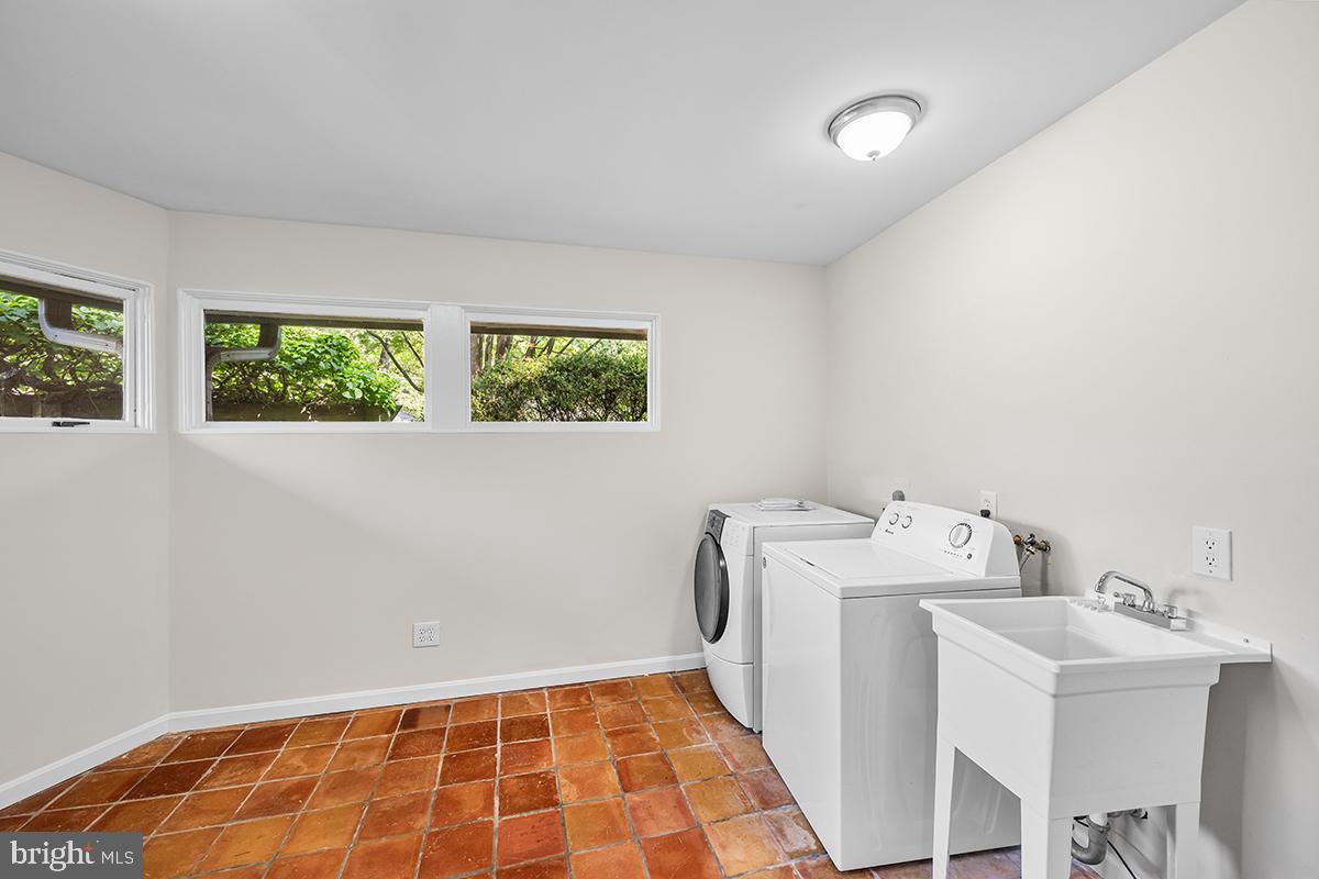 3430 Blair Road Falls Church, VA 22041 - Photo 19 of 40