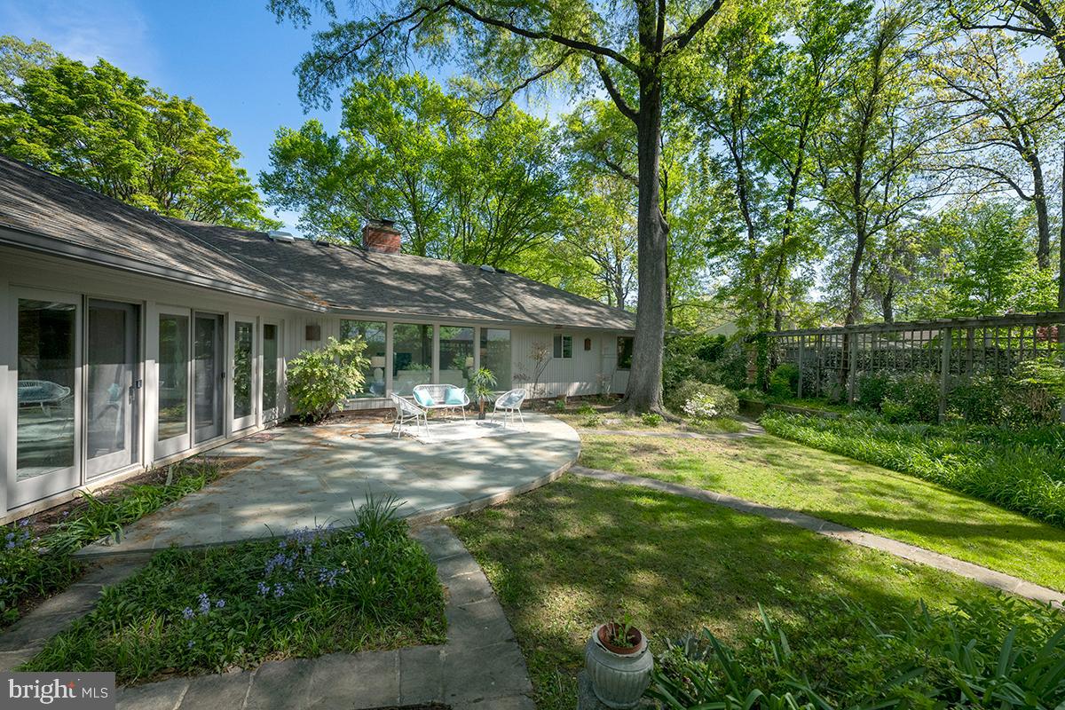 3430 Blair Road Falls Church, VA 22041 - Photo 33 of 40 a view of a house with backyard and sitting area