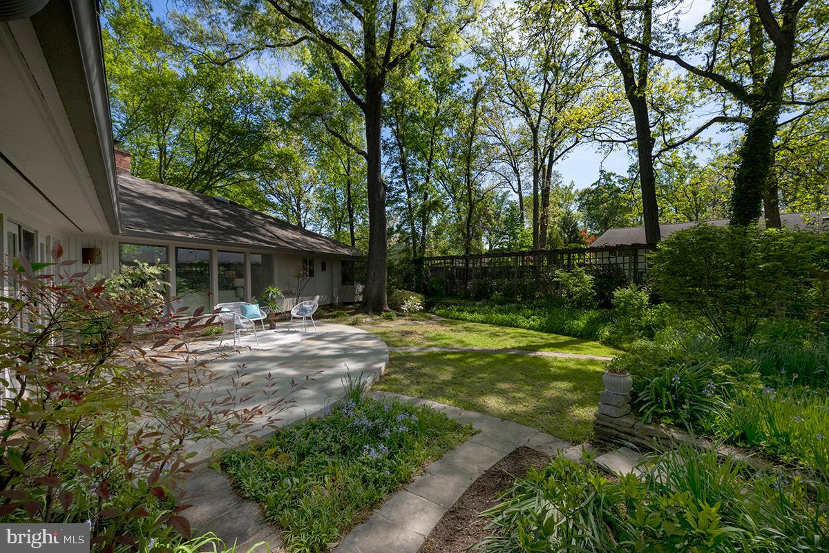 3430 Blair Road Falls Church, VA 22041 - Photo 34 of 40 a view of backyard of house with green space