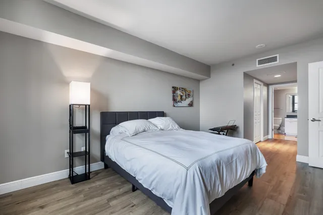 $349,000 | 300 South Duval Street, Unit 1408, Tallahassee, FL 32301