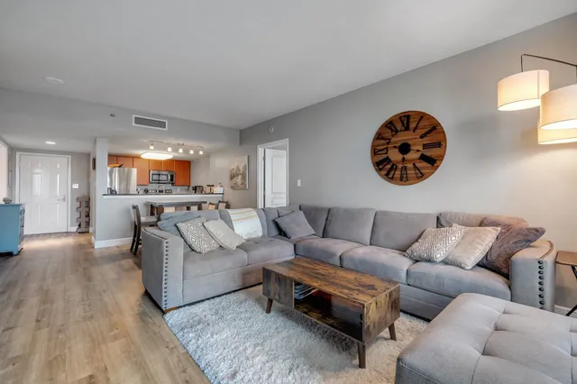 $349,000 | 300 South Duval Street, Unit 1408, Tallahassee, FL 32301