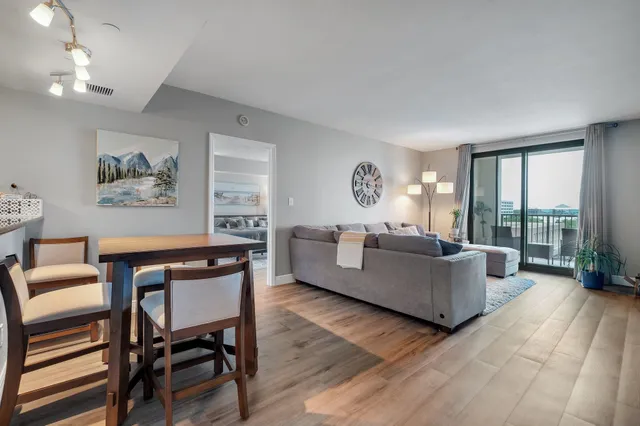 $349,000 | 300 South Duval Street, Unit 1408, Tallahassee, FL 32301