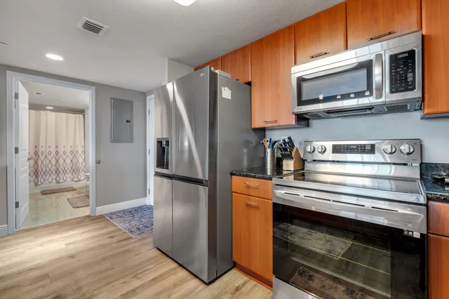 $349,000 | 300 South Duval Street, Unit 1408, Tallahassee, FL 32301