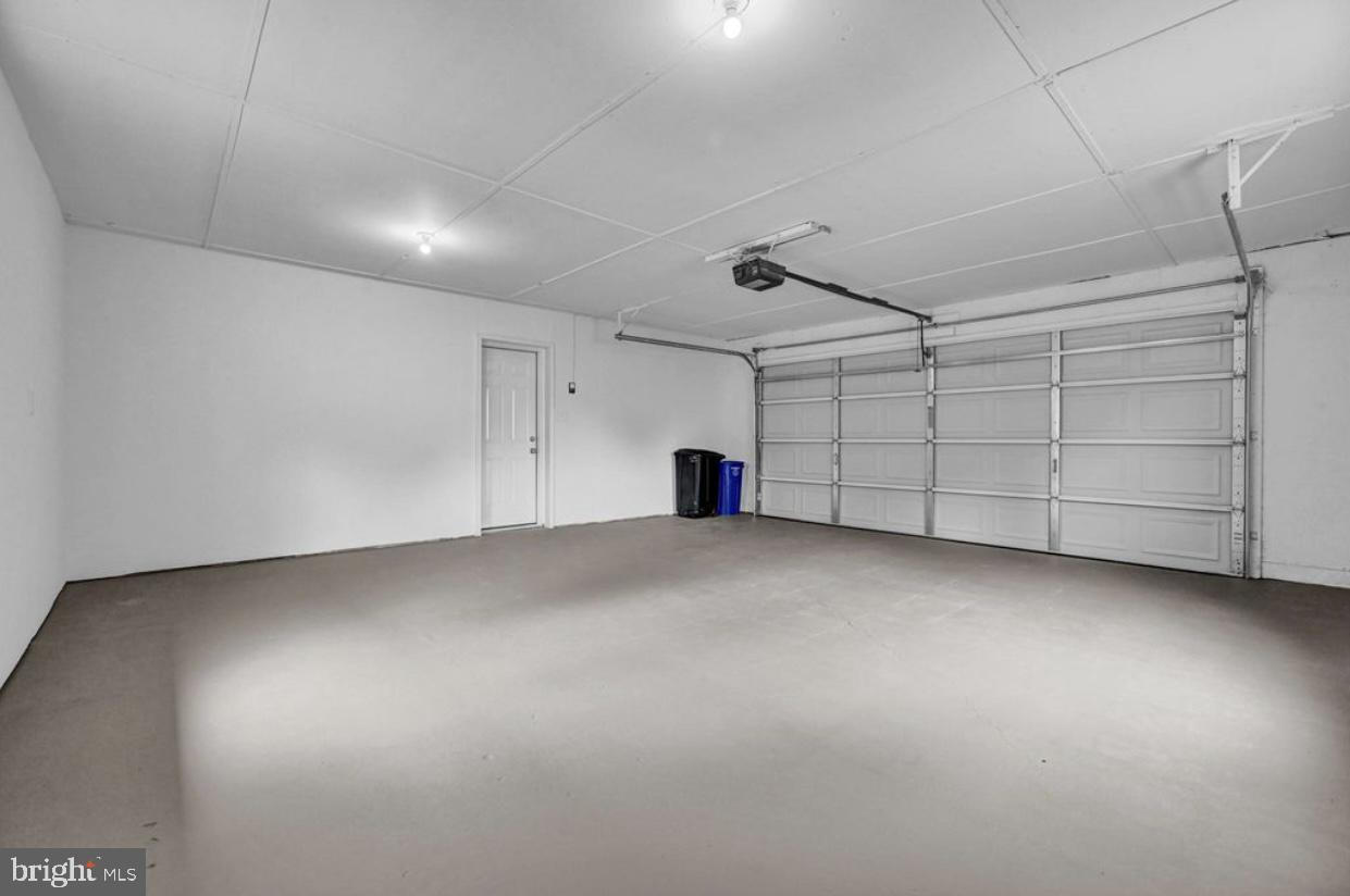 525 Mountain Road Dillsburg, PA 17019 - Photo 50 of 53 a view of a garage