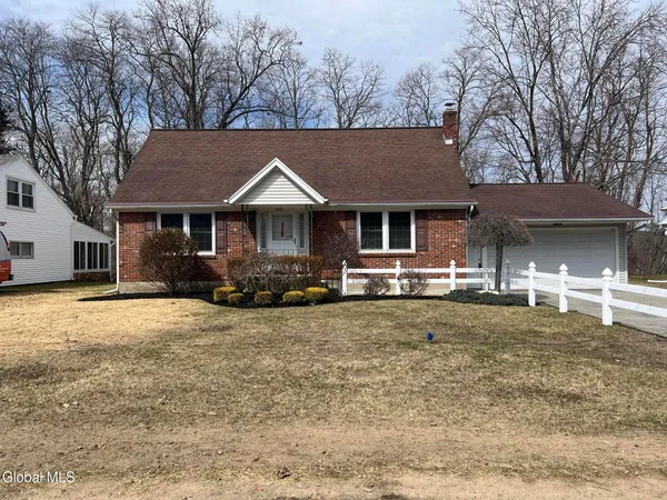 $337,000 | 2757 Maida Lane, Rotterdam, NY 12306