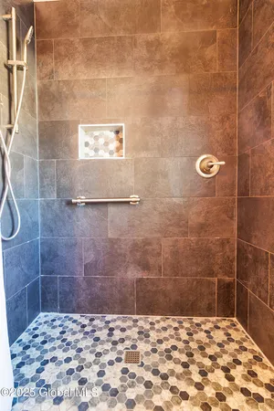 $337,000 | 2757 Maida Lane, Rotterdam, NY 12306