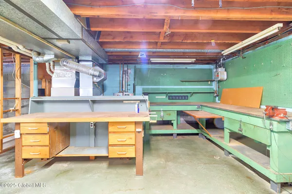 $337,000 | 2757 Maida Lane, Rotterdam, NY 12306