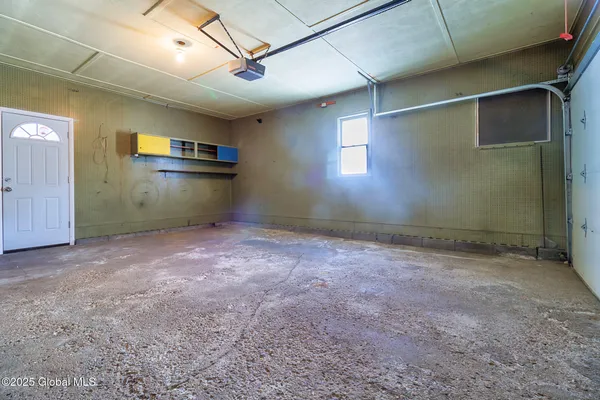 $337,000 | 2757 Maida Lane, Rotterdam, NY 12306