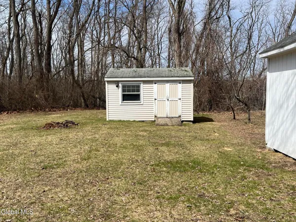 $337,000 | 2757 Maida Lane, Rotterdam, NY 12306