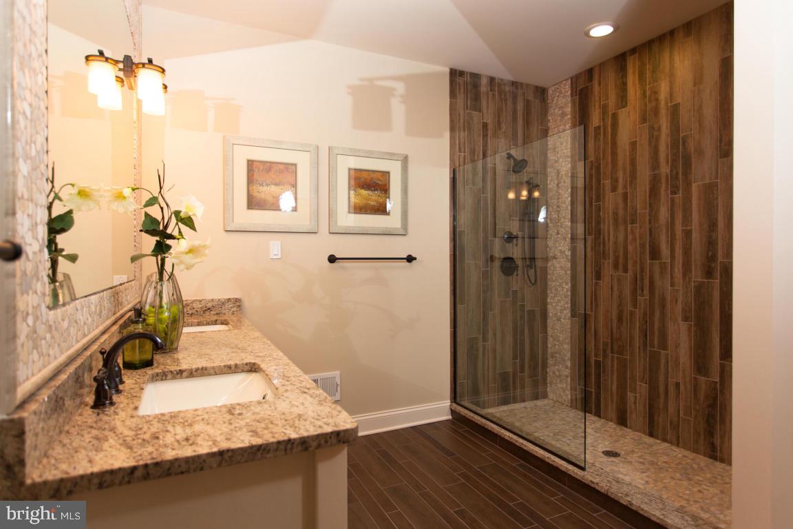 468 Resolution Drive, Unit 38 Lititz, PA 17543 - Photo 5 of 11 Gallery Image 5