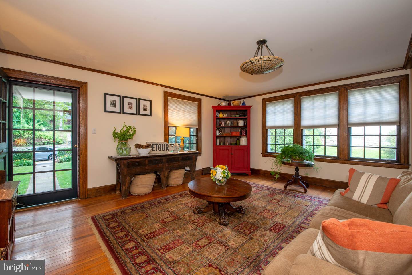 218 Wyncote Road Jenkintown, PA 19046 - Photo 12 of 92 Living Room