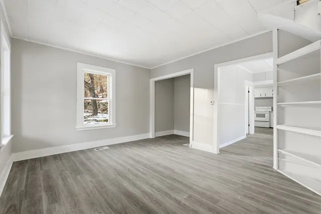 $259,900 | 62 East Main Street, Erving, MA 01344