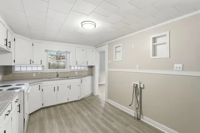 $259,900 | 62 East Main Street, Erving, MA 01344