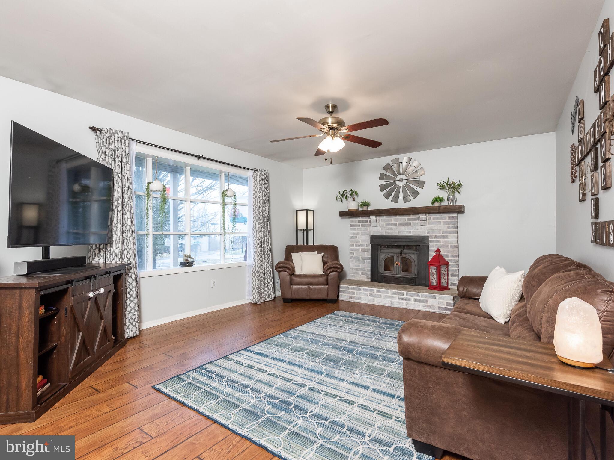 255 Warwick Road Elverson, PA 19520 - Photo 2 of 30 Gallery Image 2
