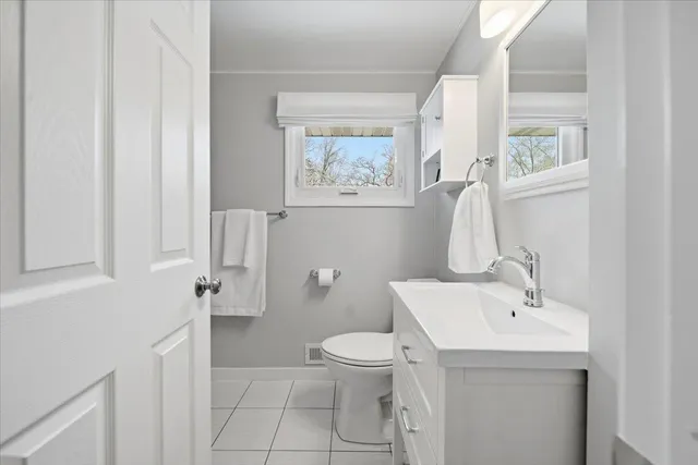 $475,000 | 500 Arthur Street, Edina, MN 55343