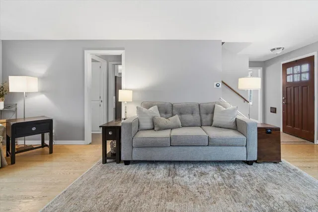 $475,000 | 500 Arthur Street, Edina, MN 55343