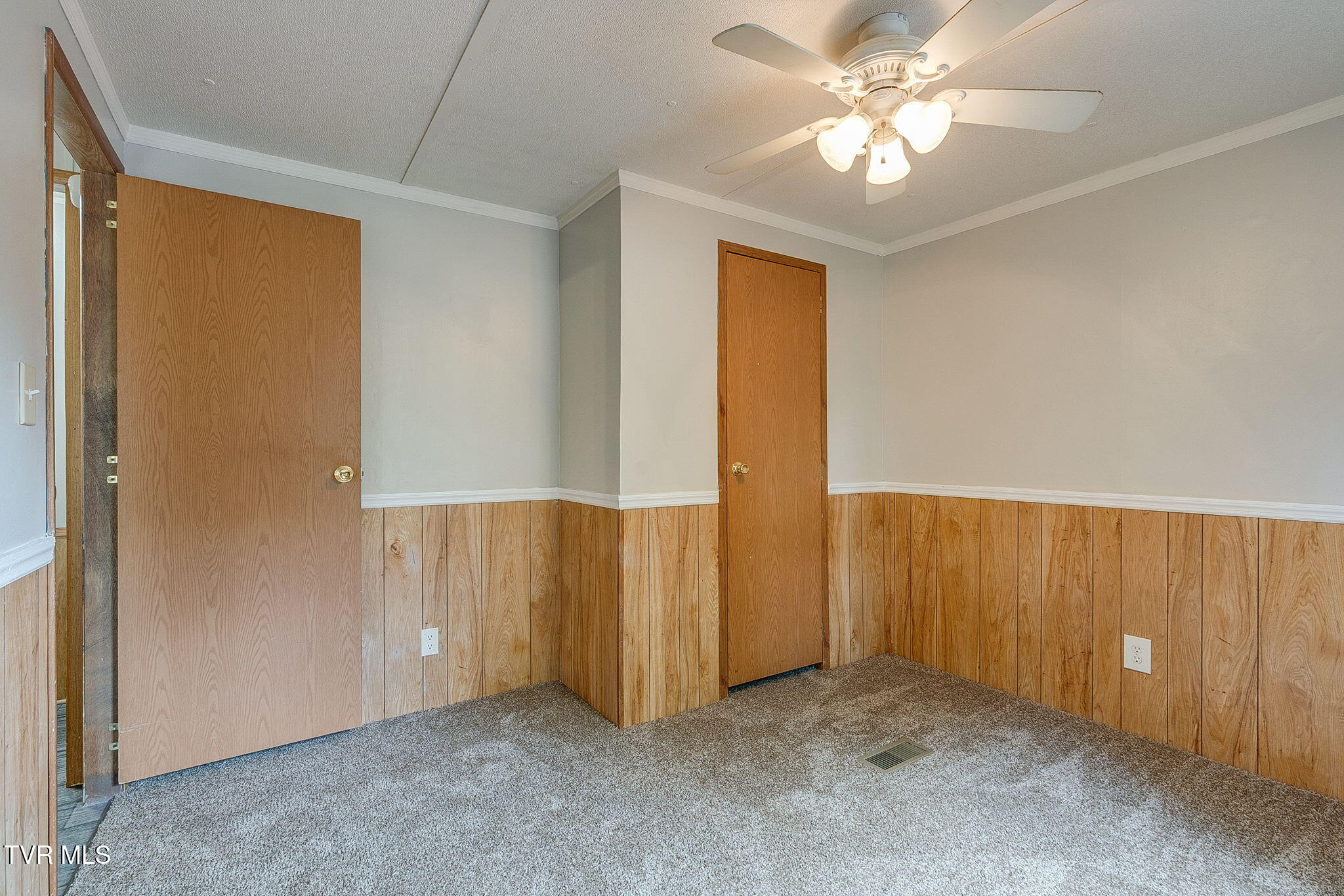 229 Alpine Loop Mosheim, TN 37818 - Photo 22 of 38 016