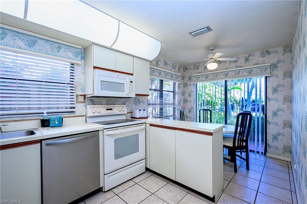 855 Reef Point Circle Naples, FL 34108 - Photo 13 of 39