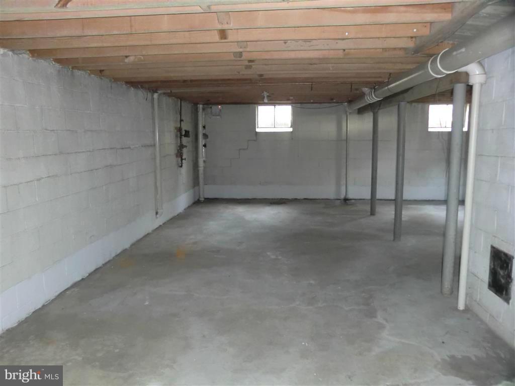 28405 Kemptown Road Damascus, MD 20872 - Photo 22 of 30 Basement