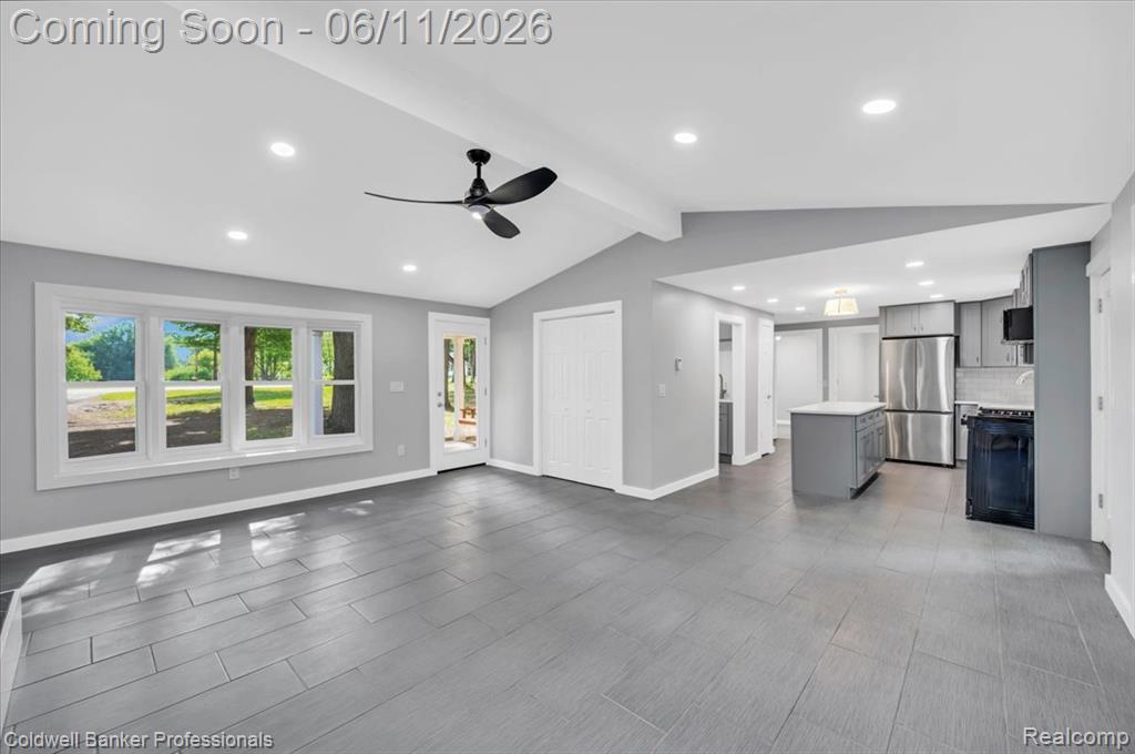 76107 Van Dyke Road Romeo, MI 48065 - Photo 12 of 42