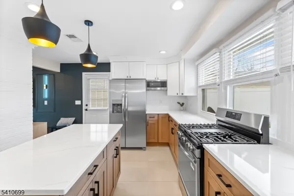 $607,000 | 122 Greenbrook Road, Green Brook, NJ 08812