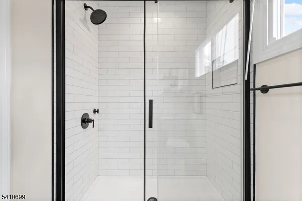 $607,000 | 122 Greenbrook Road, Green Brook, NJ 08812