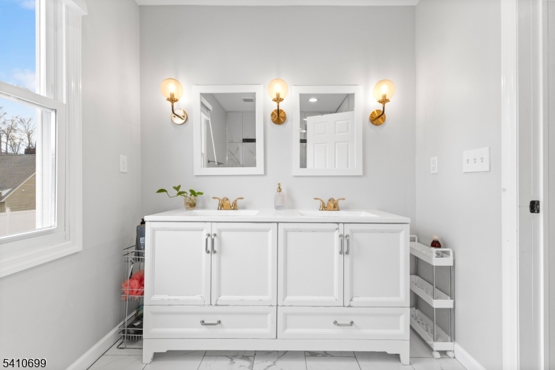 122 Greenbrook Road Green Brook, NJ 08812 - Photo 29 of 50