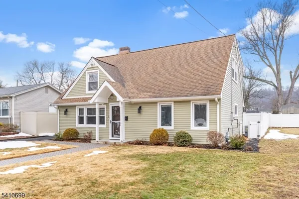 $607,000 | 122 Greenbrook Road, Green Brook, NJ 08812