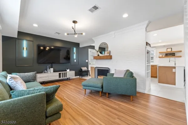 $607,000 | 122 Greenbrook Road, Green Brook, NJ 08812