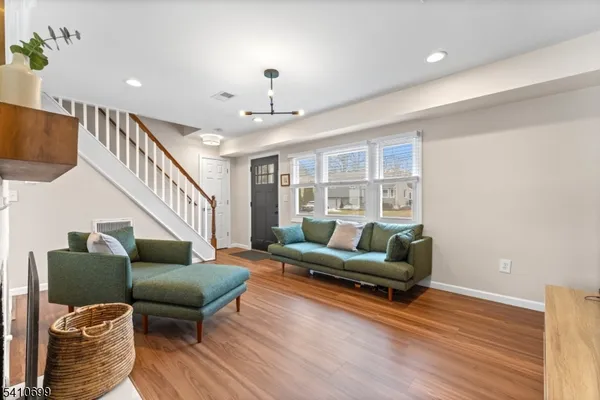 $607,000 | 122 Greenbrook Road, Green Brook, NJ 08812