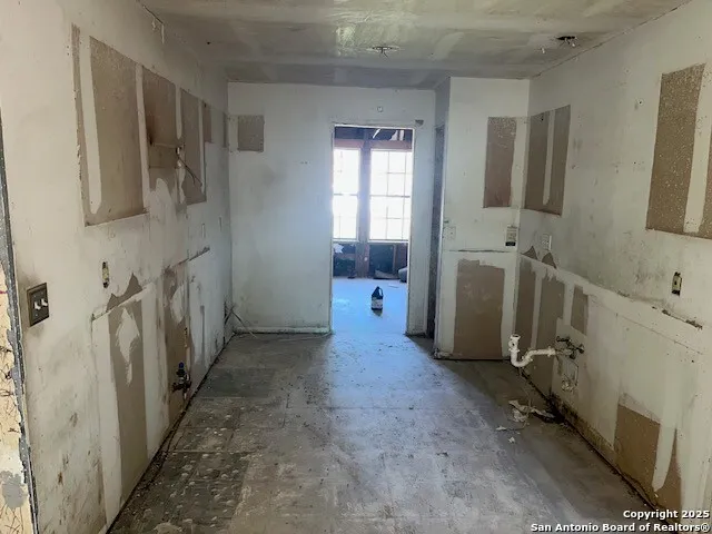 a view of workspace with furniture