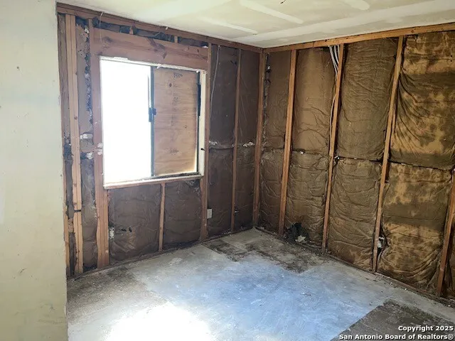 a view of walk in closet