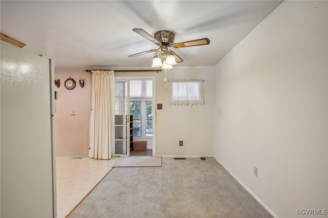 1409 Seward Drive Hampton, VA 23663 - Photo 7 of 35