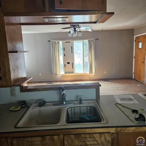 $149,950 | 32470 South Jordan Road, Melvern, KS 66510