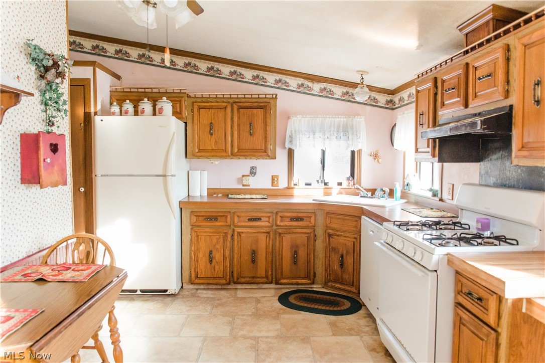 8140 Cook Road Berlin Center, OH 44401 - Photo 5 of 21 Gallery Image 5