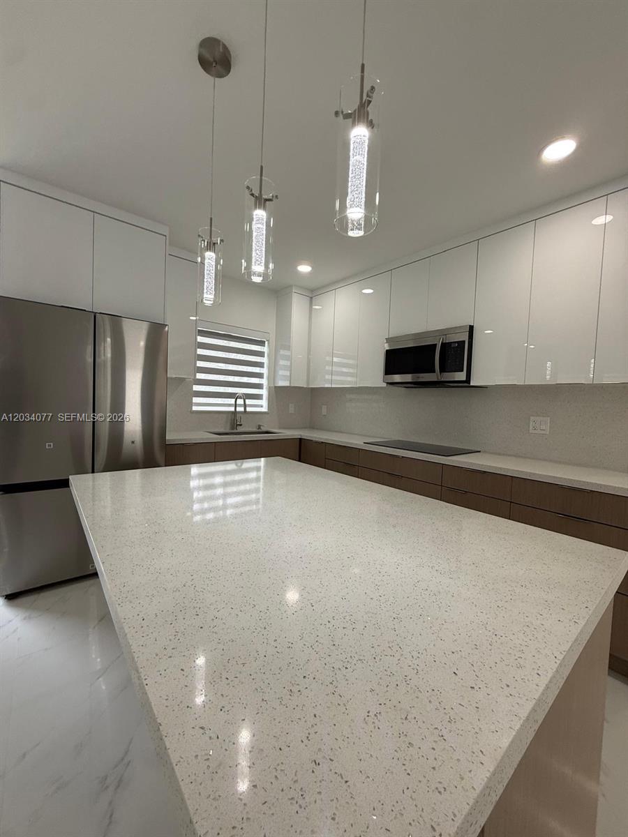 521 East 33rd Street Hialeah, FL 33013 - Photo 11 of 30