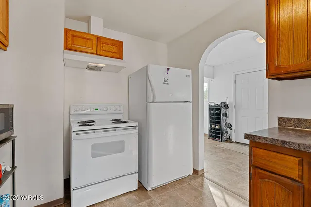 $277,000 | 922 9th Avenue South, Yakima, WA 98902