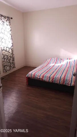 $277,000 | 922 9th Avenue South, Yakima, WA 98902