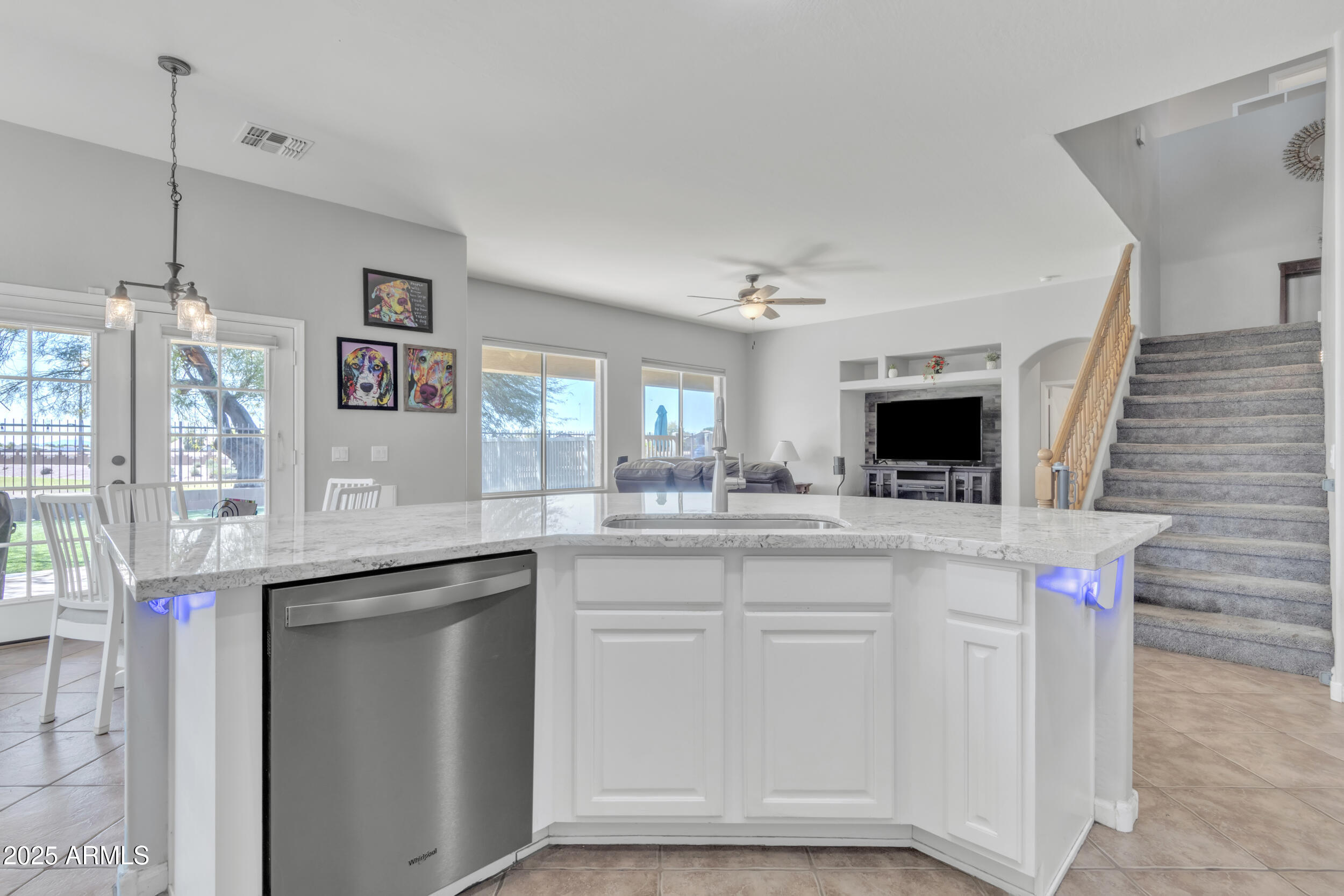 3419 East Rosa Lane Gilbert, AZ 85297 - Photo 8 of 55 034_a4m_a.mcc