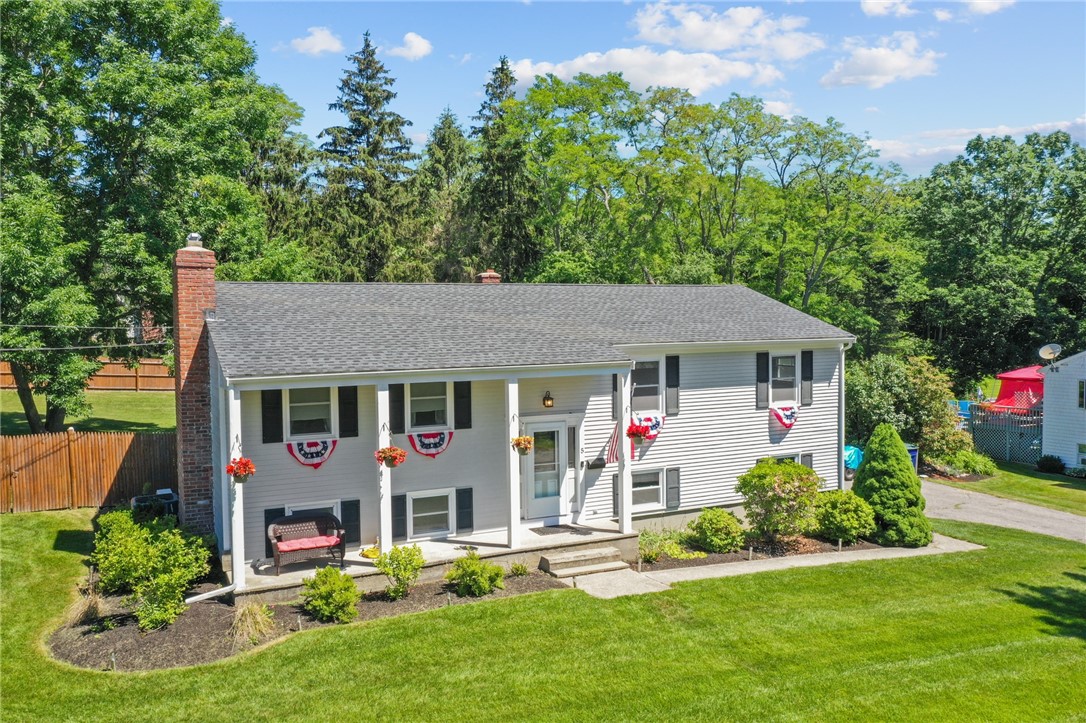 5 Burke Road Bristol, RI 02809 - Photo 2 of 38 Gallery Image 2