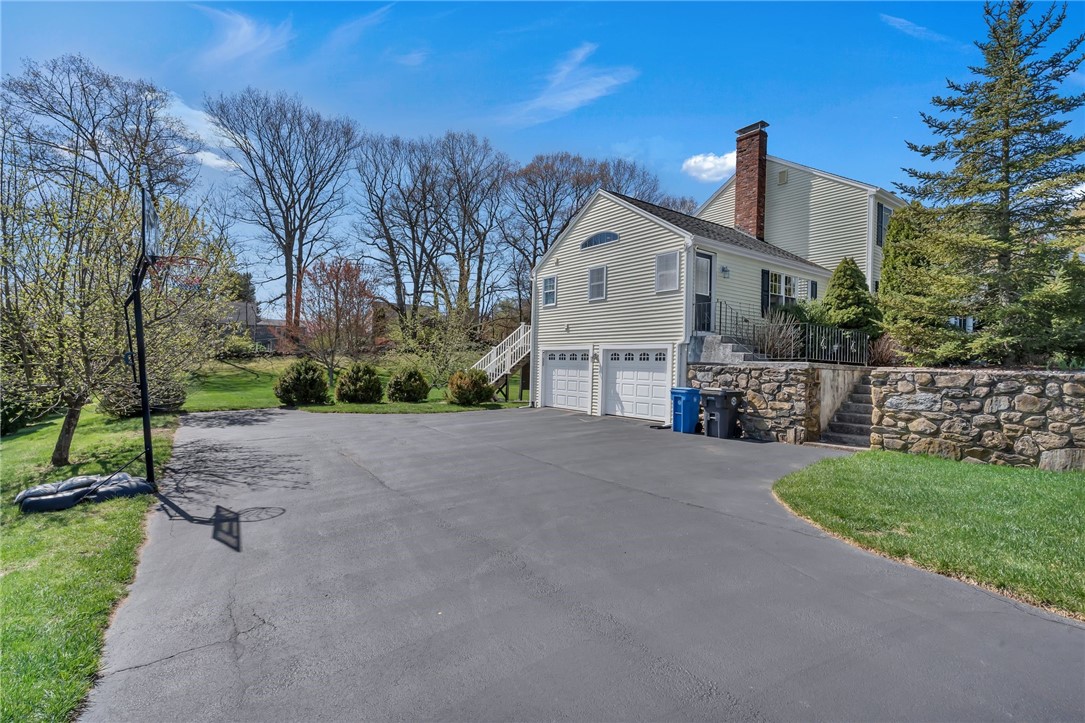 55 Lonesome Pine Road Cumberland, RI 02864 - Photo 6 of 50 Gallery Image 6