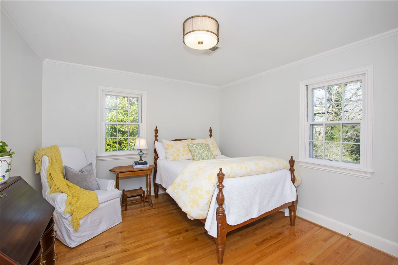 2000 Lewis Circle Raleigh, NC 27608 - Photo 22 of 30 Bedroom #3