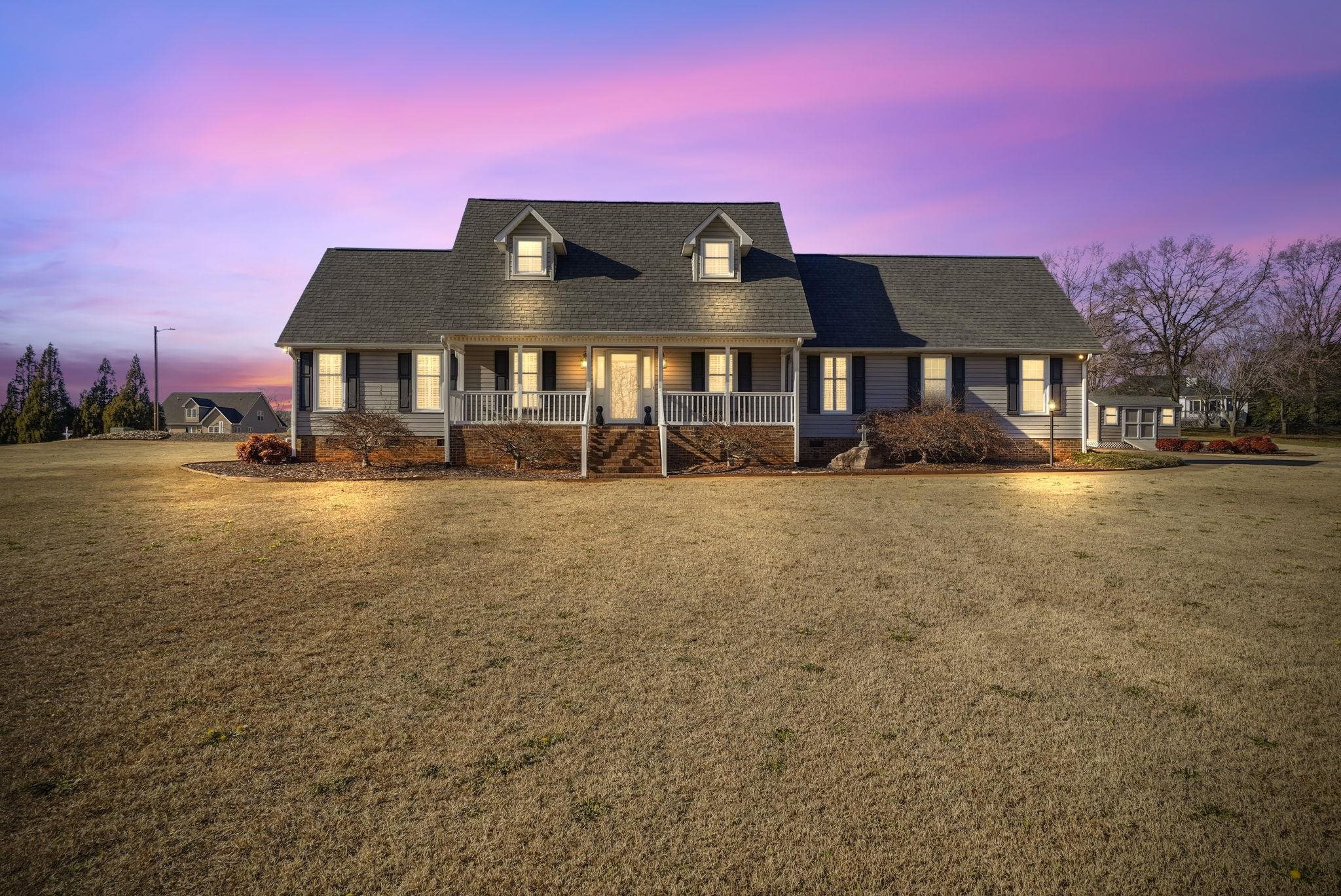 127 Fairway Drive Gaffney, SC 29341 - Photo 4 of 37