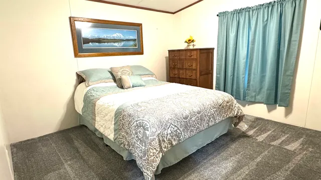 $249,900 | 105 Breezewood Circle, San Mateo, FL 32187