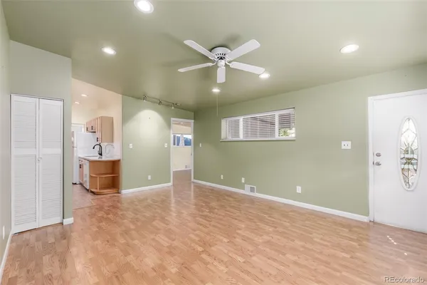 $2,200 | 4805 West 33rd Avenue, Denver, CO 80212